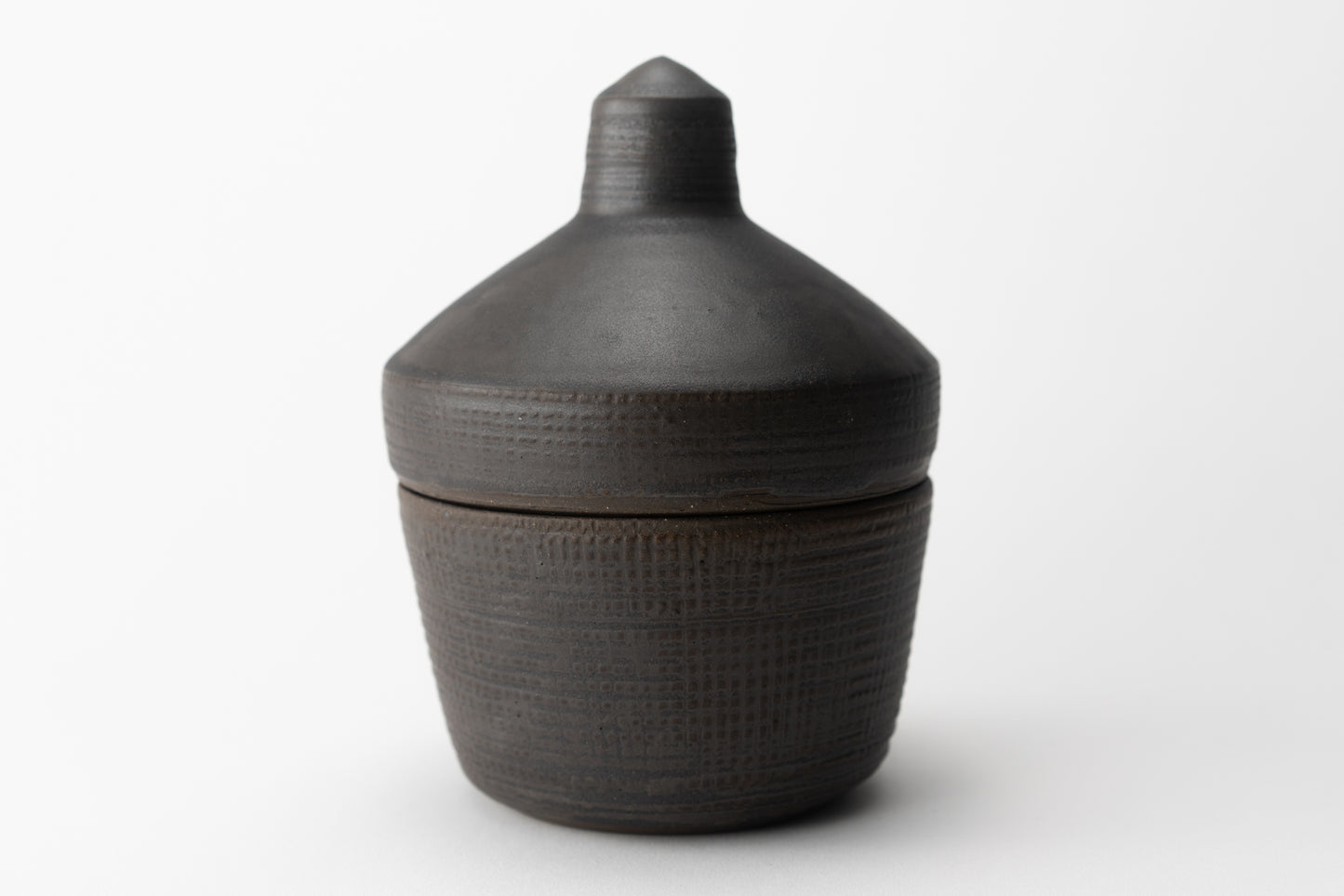 Lidded Jar with Knob