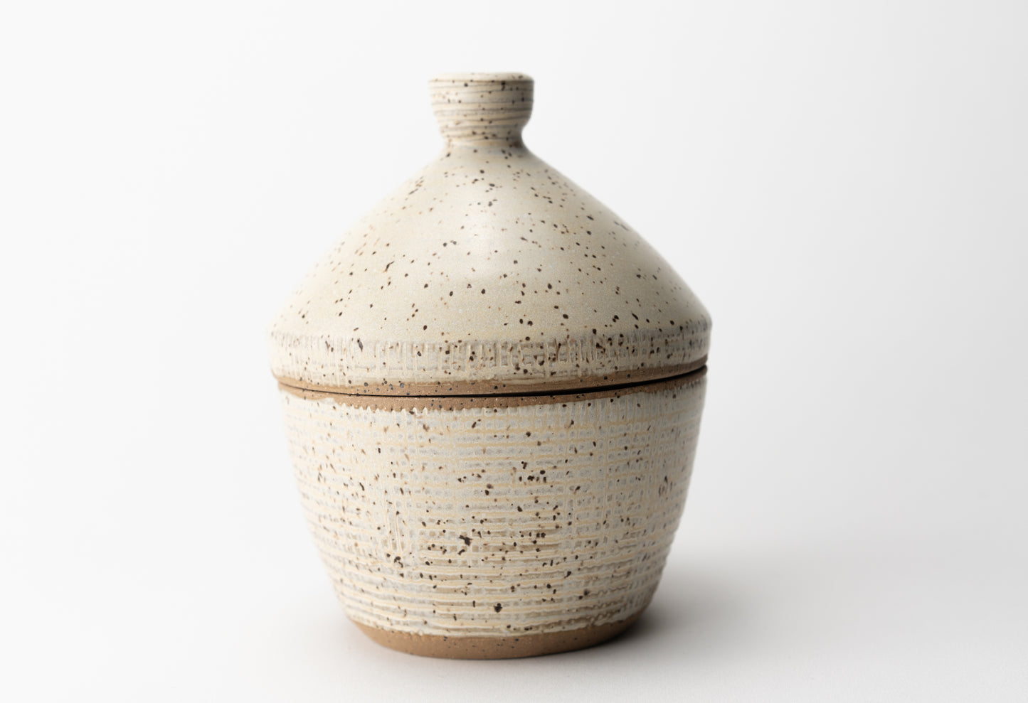 Lidded Jar with Knob