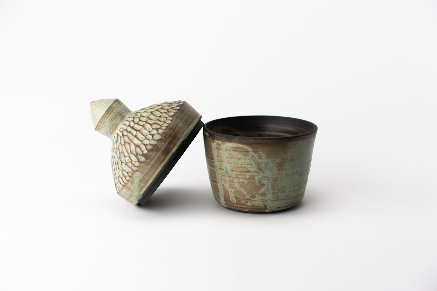 Lidded Jar with Knob